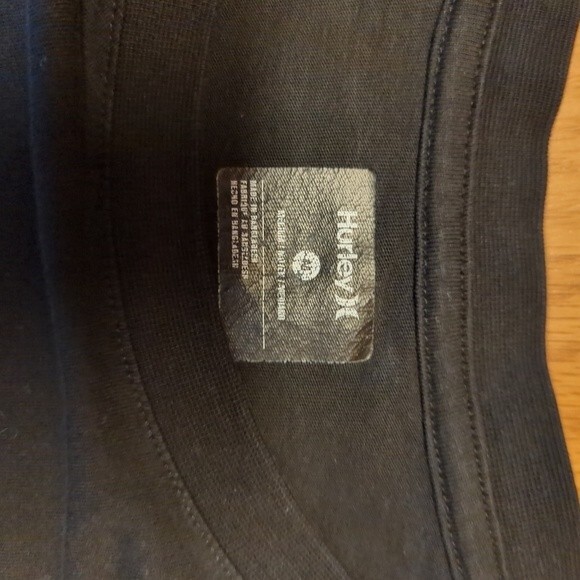 Hurley T-shirt Men's Size Medium Black Hawaiian T-Shirt Short Sleeve - Picture 6 of 7